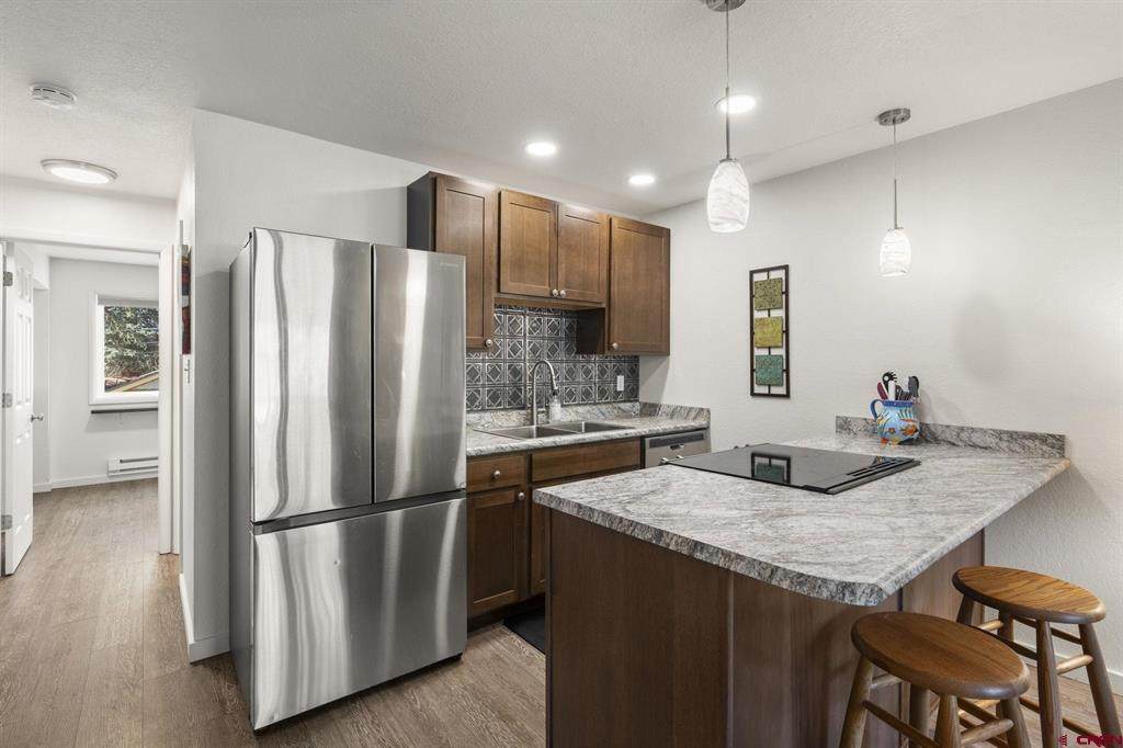 300 32nd Street - Photo 1
