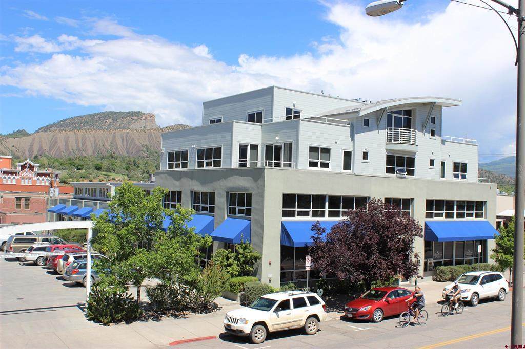 679 2nd Avenue - Photo 1