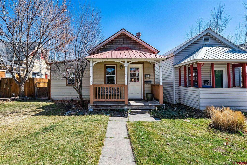 834 4th Avenue - Photo 1