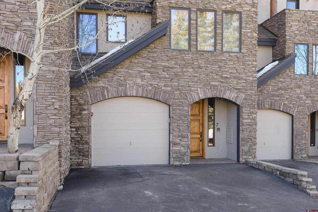 16 Snowmass Rd - Photo 1