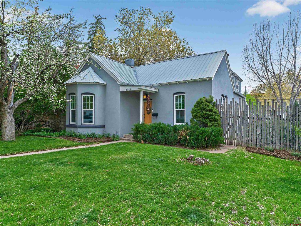 2058 2Nd Avenue - Photo 1