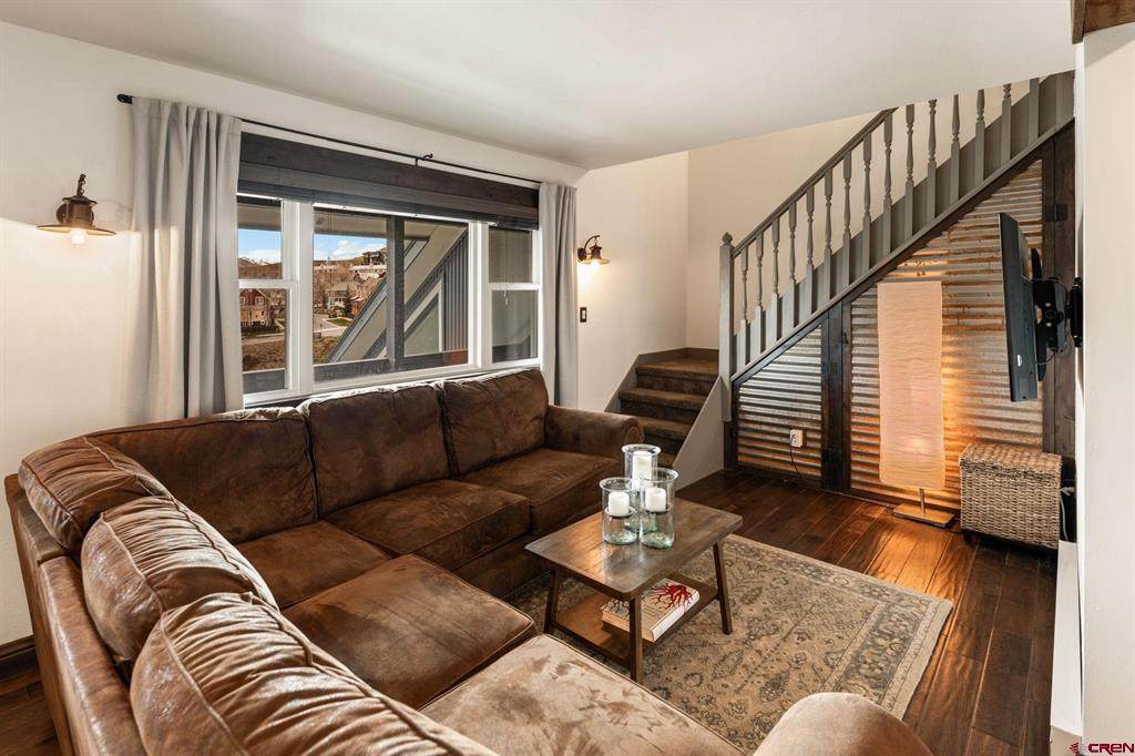 18 Crystal Road - Photo 1