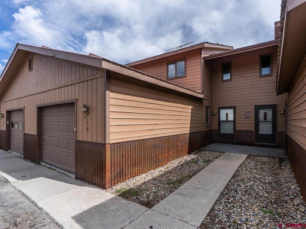 109 Shavano Drive - Photo 1