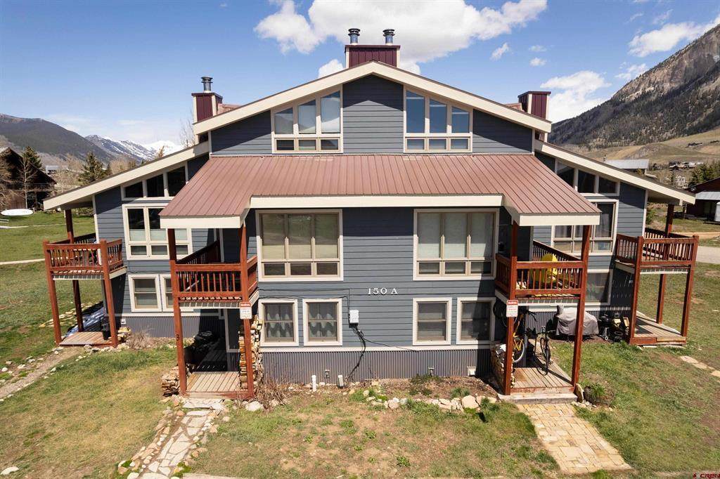 150 Aspen Lane - Photo 1