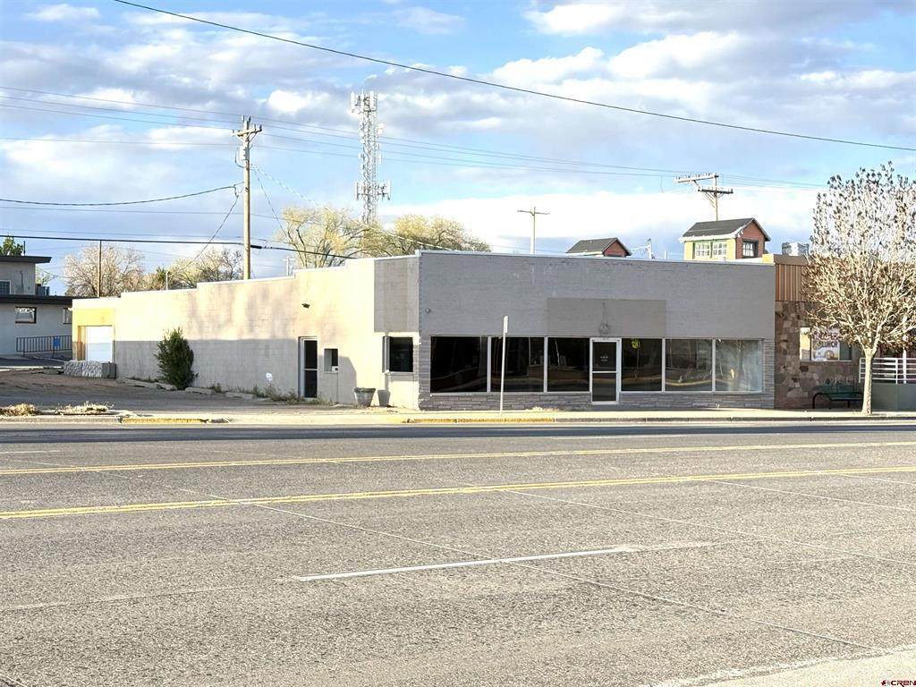 210 Main - Photo 1