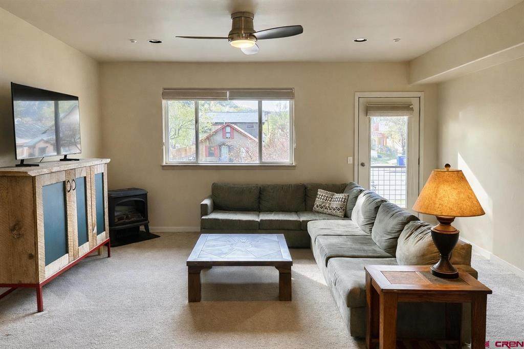 190 7Th Avenue - Photo 1