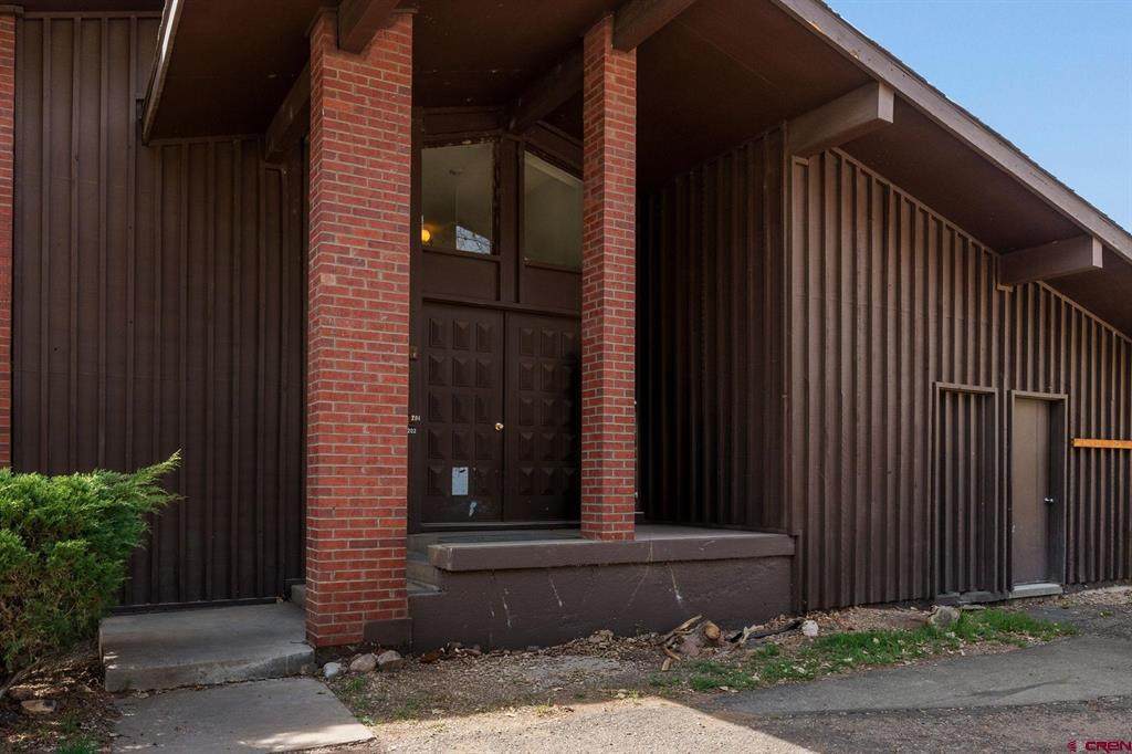 2922 Holly Avenue - Photo 1