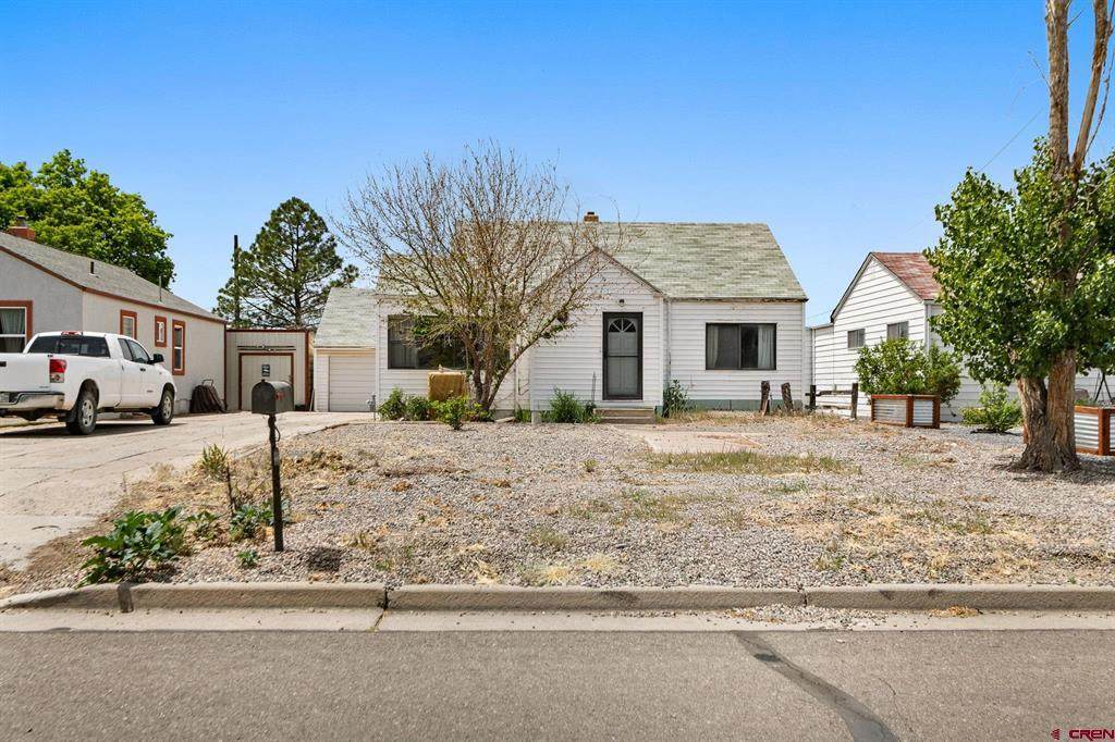 829 Leon Street - Photo 1
