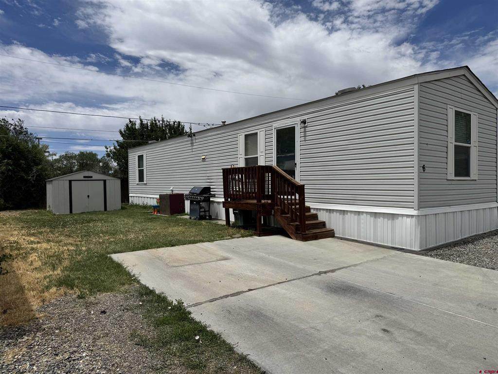 2845 North Avenue - Photo 1