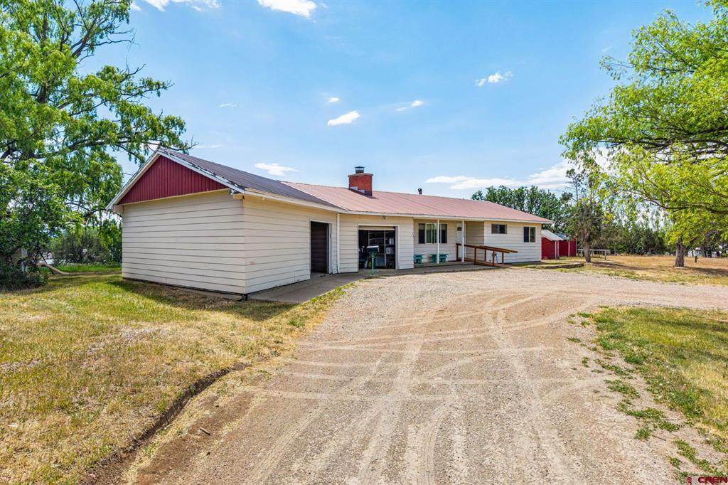 156 Sierra Avenue - Photo 1