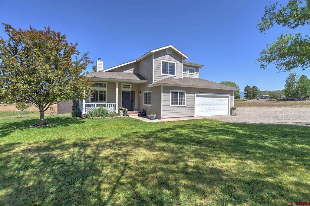 408 Mesa Heights Drive - Photo 1
