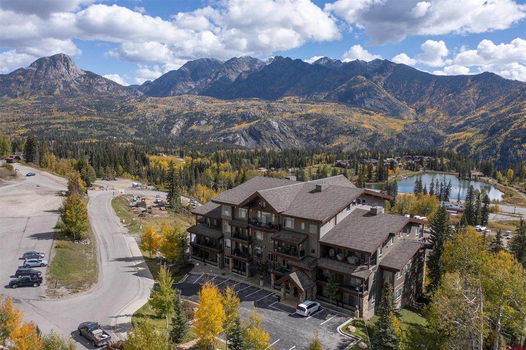 545 Skier Place - Photo 1