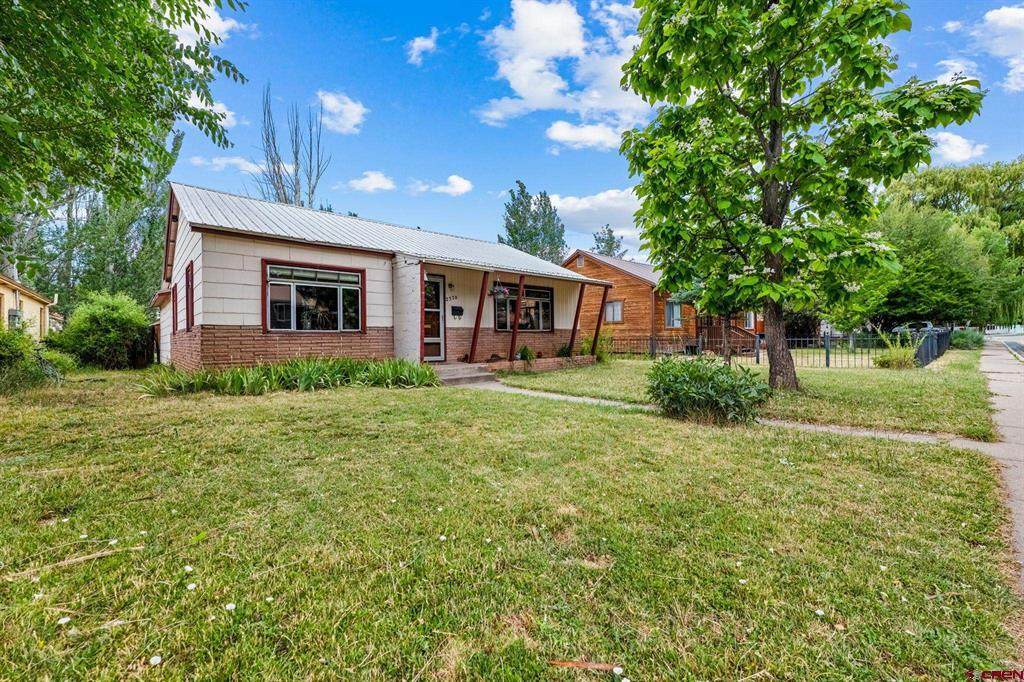 2570 3rd Avenue - Photo 1