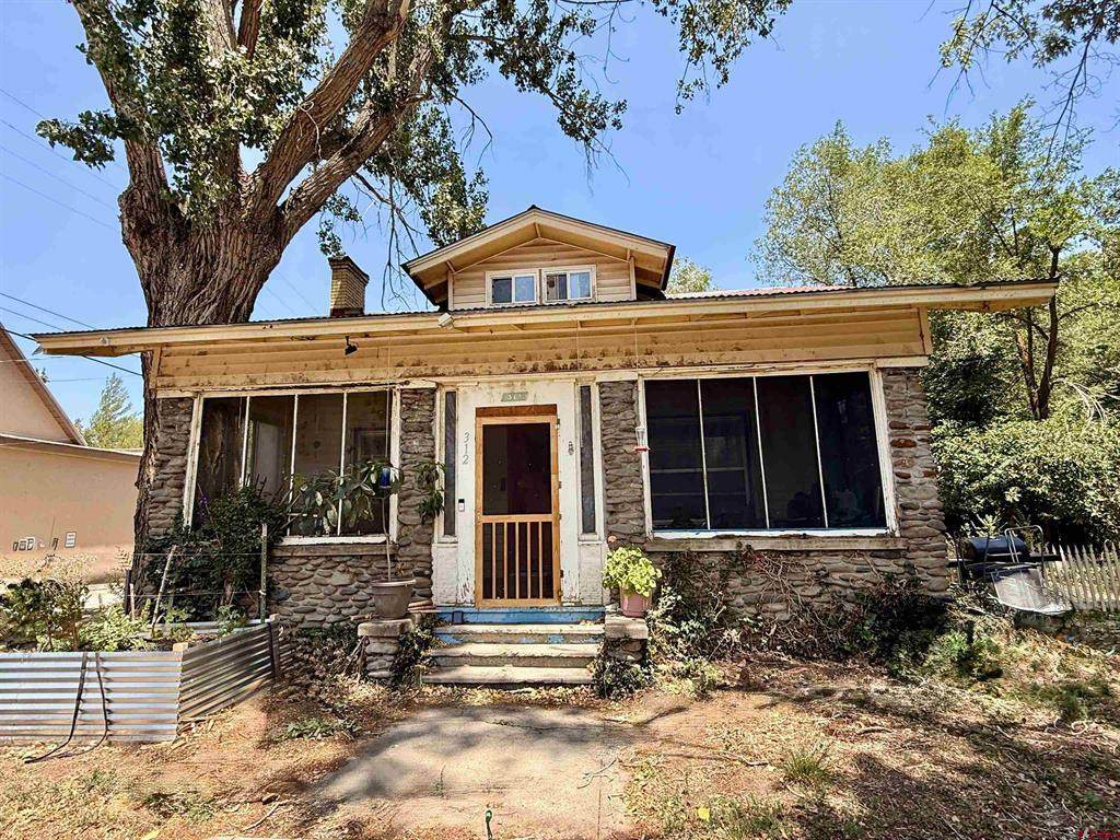 312 3rd Street - Photo 1