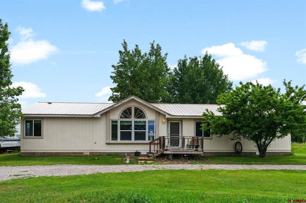 279 Valle Drive - Photo 1