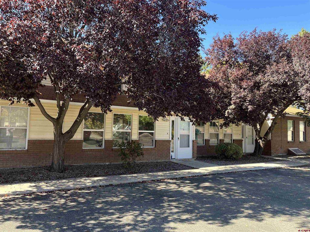 410 6th Street - Photo 1