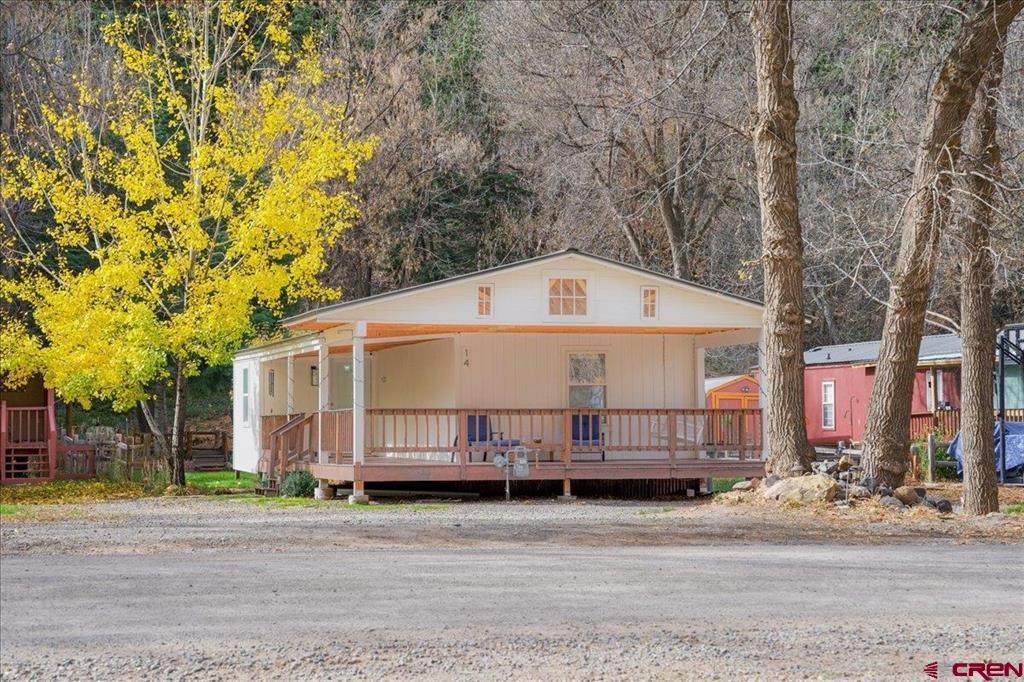 1500 Oak Street - Photo 1