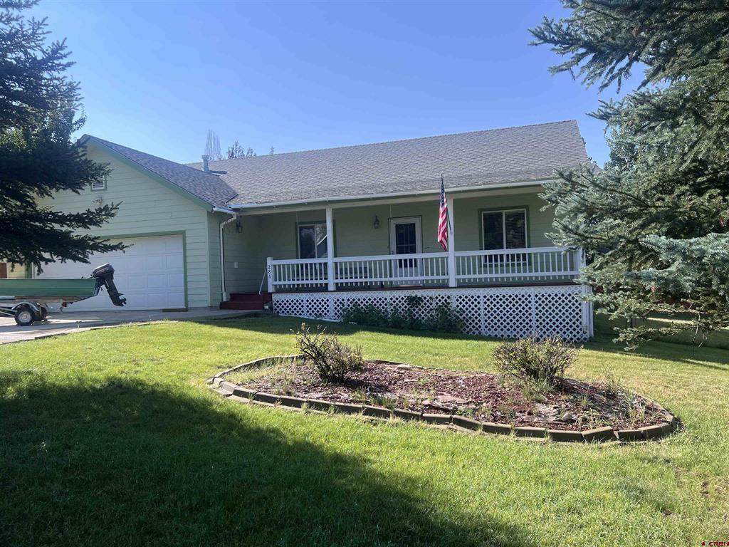 286 Meadows Circle - Photo 1