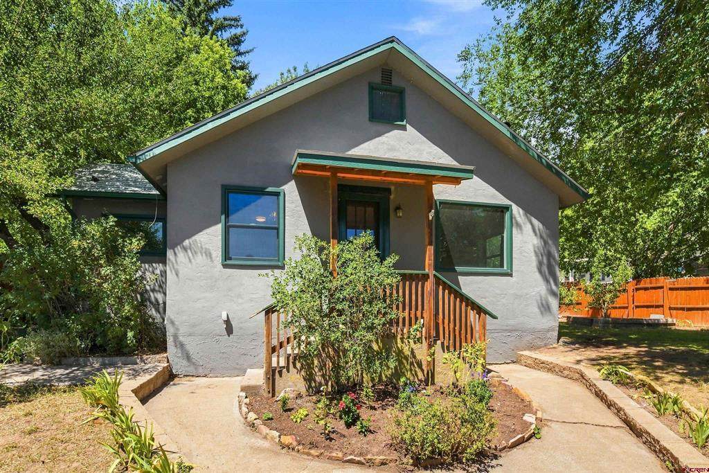3187 2nd Avenue - Photo 1