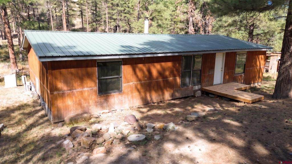 517 Evergreen Drive - Photo 1