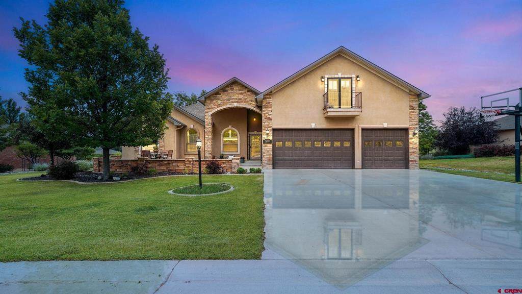 1490 Fairway Drive - Photo 1