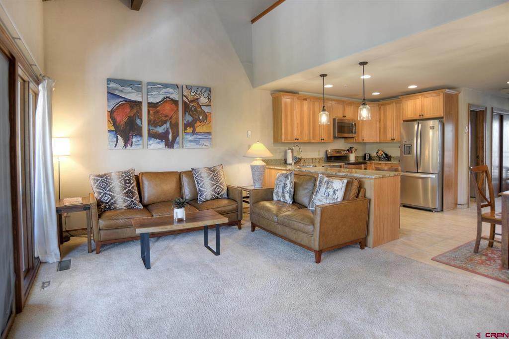 961 Tamarron - Photo 1
