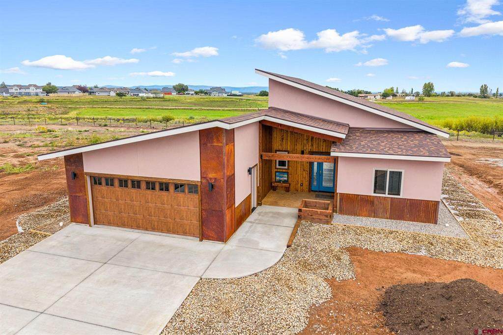 106 Cielo Way - Photo 1