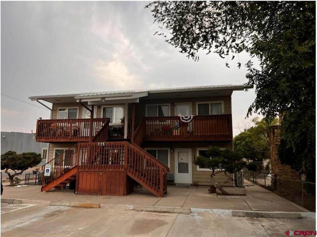 775 Columbia Street - Photo 1