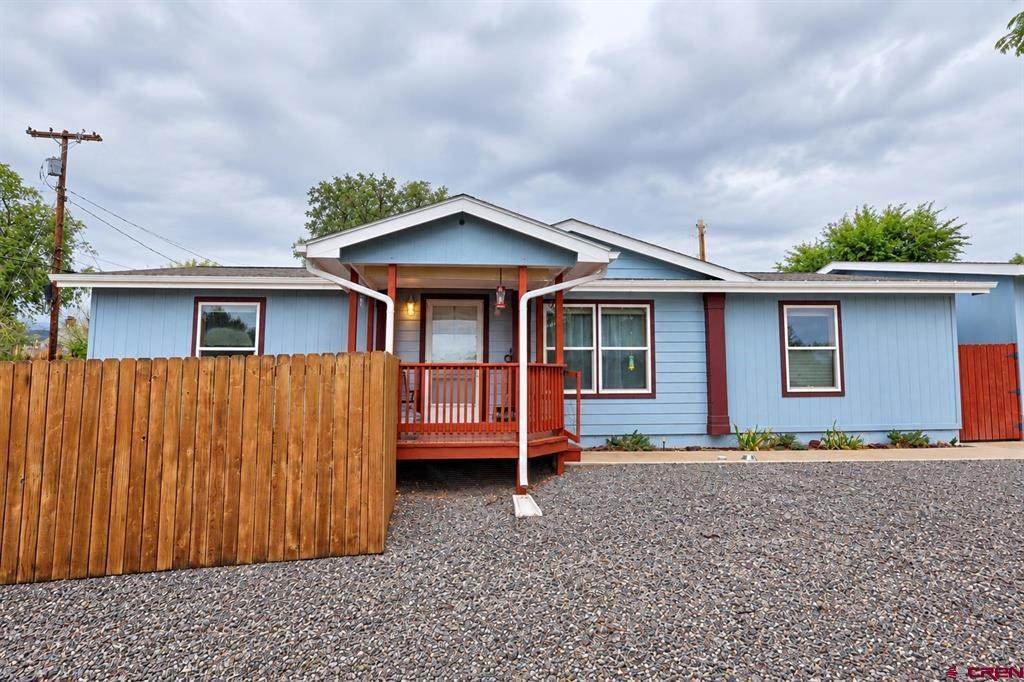 370 4th Street - Photo 1