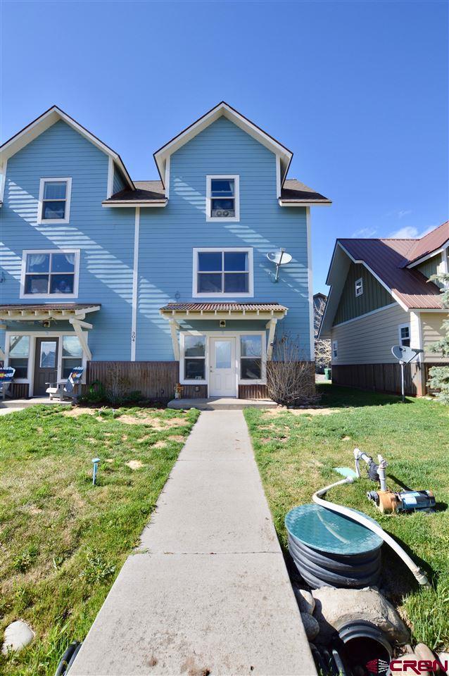 304 Van Tuyl Circle - Photo 1