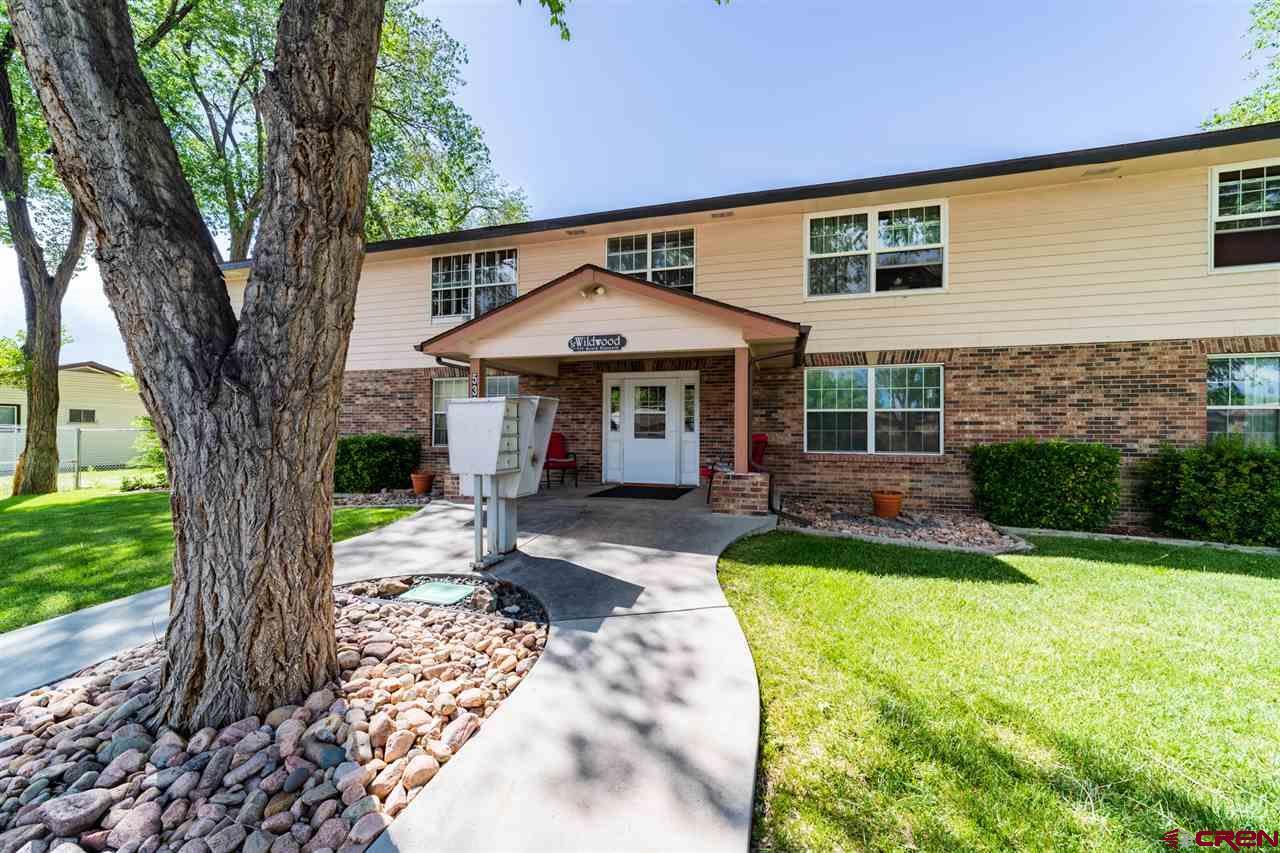 535 11th Street - Photo 1