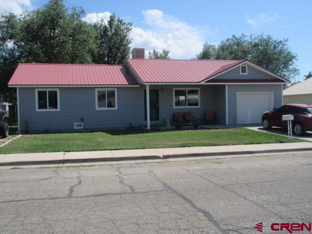 531 6th Street - Photo 1