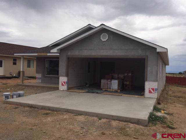 817 Bluffs Boulevard - Photo 1