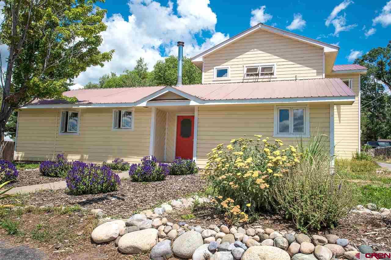 333 31st Street - Photo 1