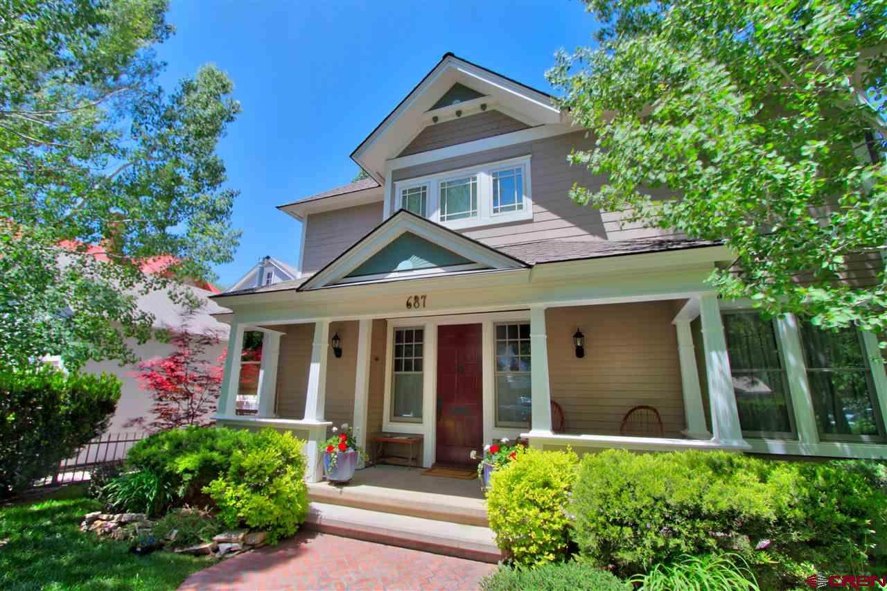 687 4th Avenue - Photo 1