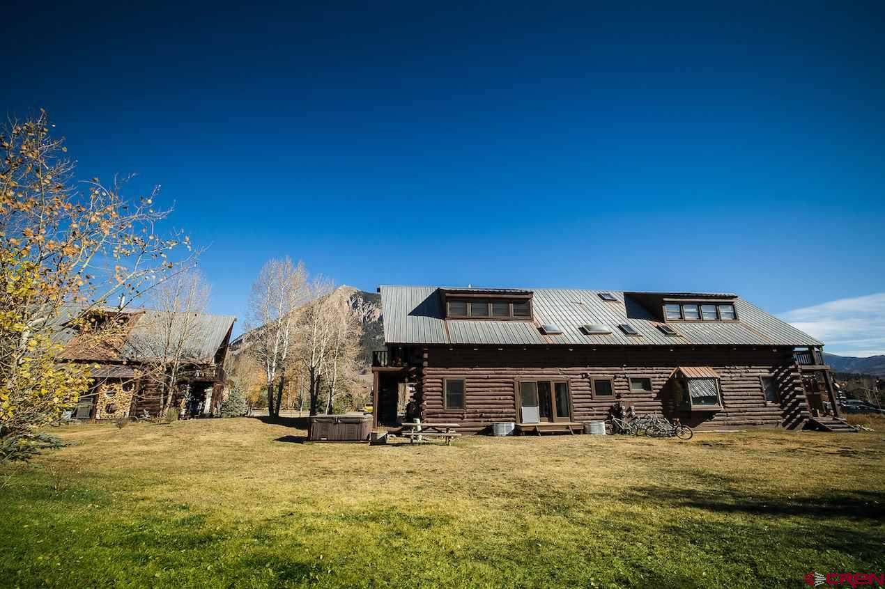 92 Aspen Lane - Photo 1