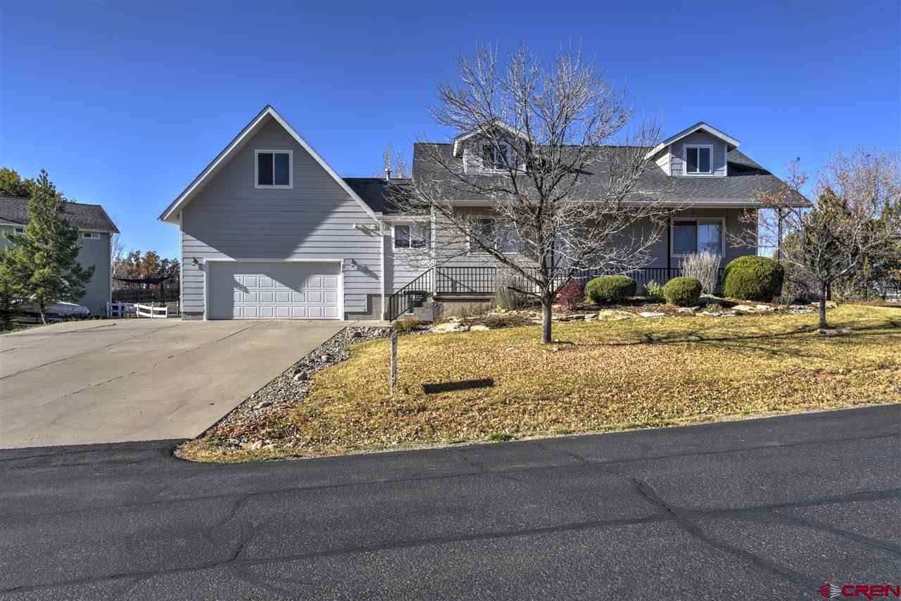 550 Knolls Circle - Photo 1
