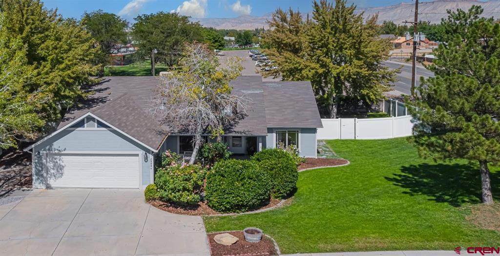2998 1/2 Redbud Court - Photo 1