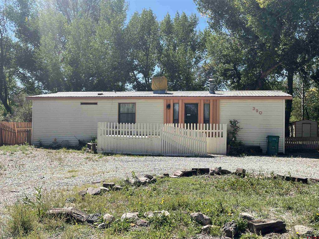 390 Rio Grande Avenue - Photo 1