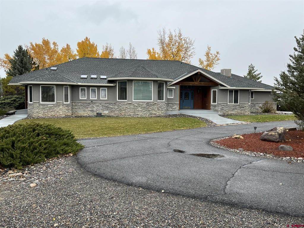 3390 West Court - Photo 1