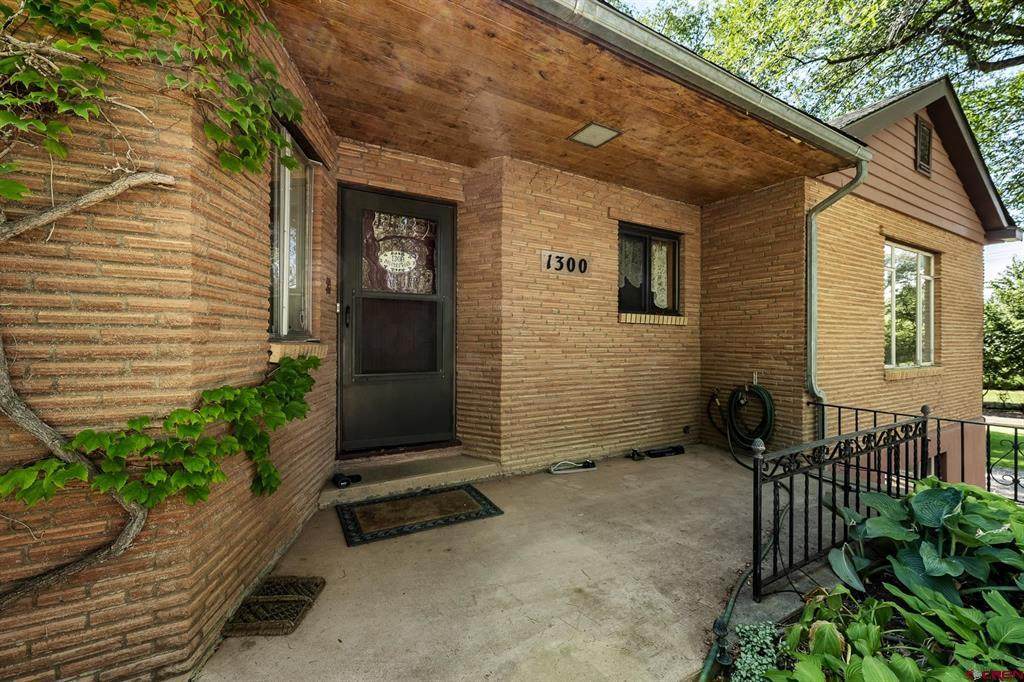 1300 Dolores Road - Photo 1