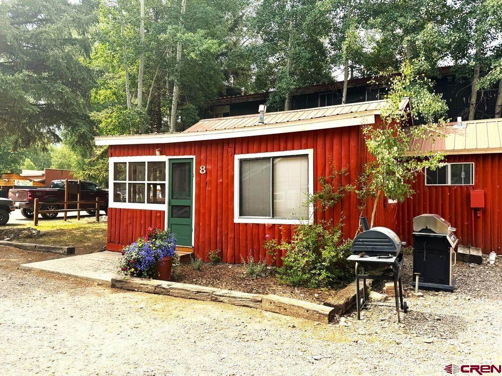 331 Gunnison Avenue - Photo 1