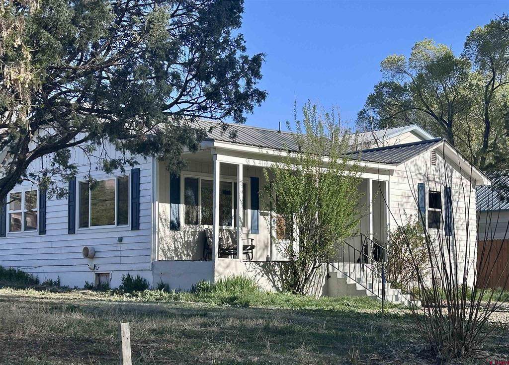 2375 2nd Avenue - Photo 1