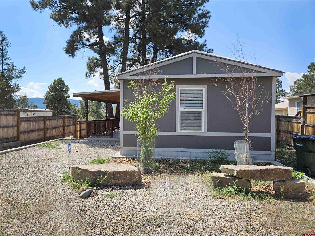 279 Canyon Circle - Photo 1