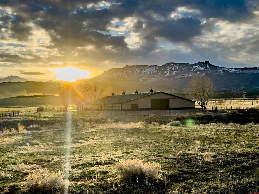 1071 Black Canyon Road - Photo 1