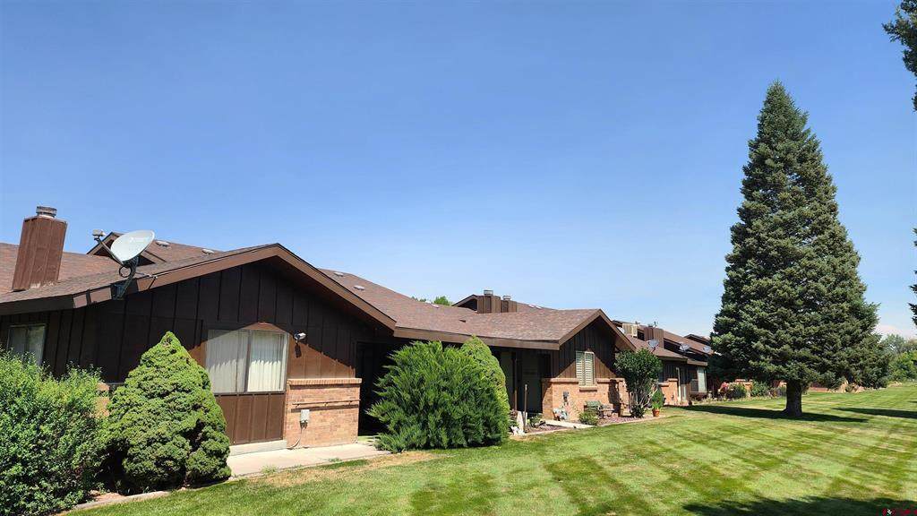 1119 Phillips Court - Photo 1