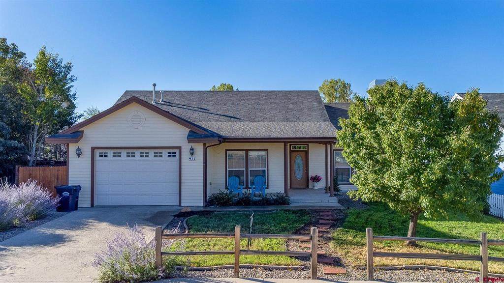 417 Angel Way - Photo 1