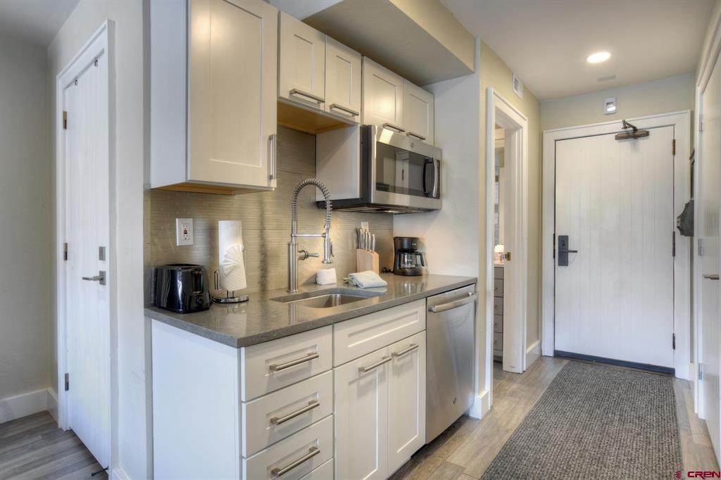 314 Tamarron Drive - Photo 1