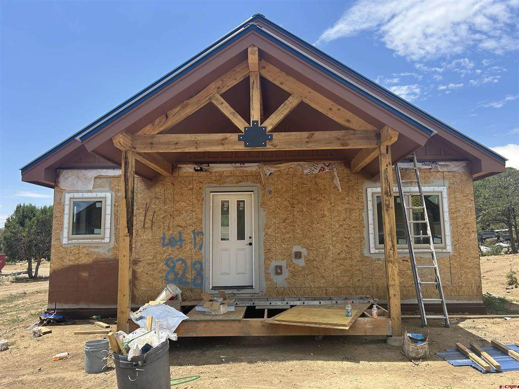 828 Heartwood Lane - Photo 1