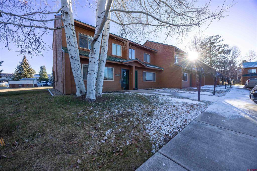 302 Talisman Drive - Photo 1